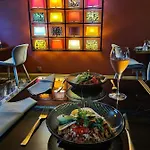 豪莱庄园酒店 5*