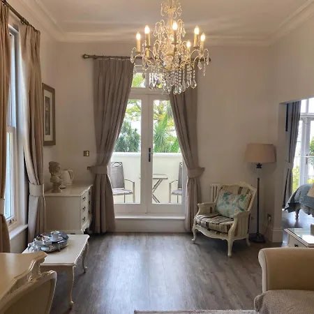 فندق La Haule Manor