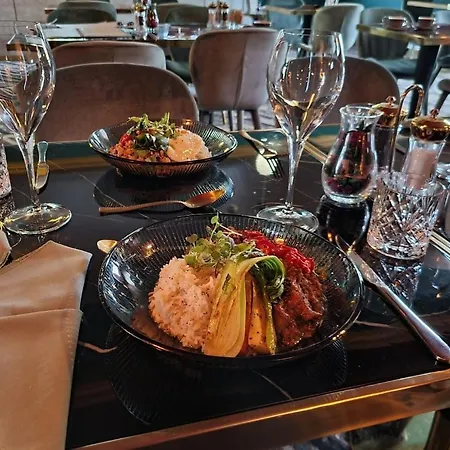Отель La Haule Manor 5*