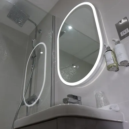 La Haule Manor فندق 5*
