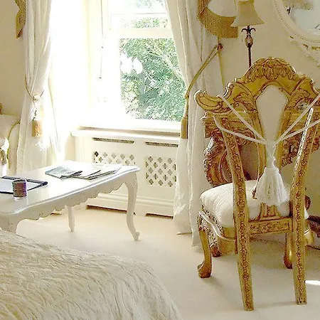 فندق La Haule Manor