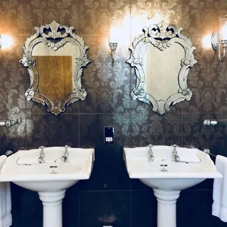 La Haule Manor 5*