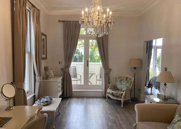 Hotel La Haule Manor