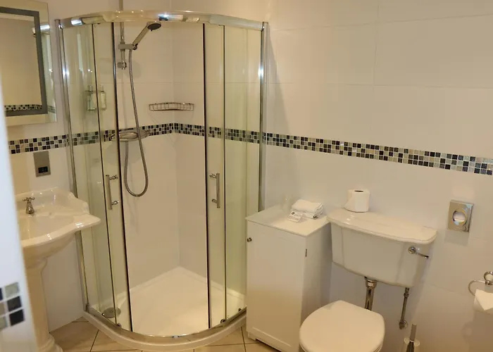 La Haule Manor Hotel