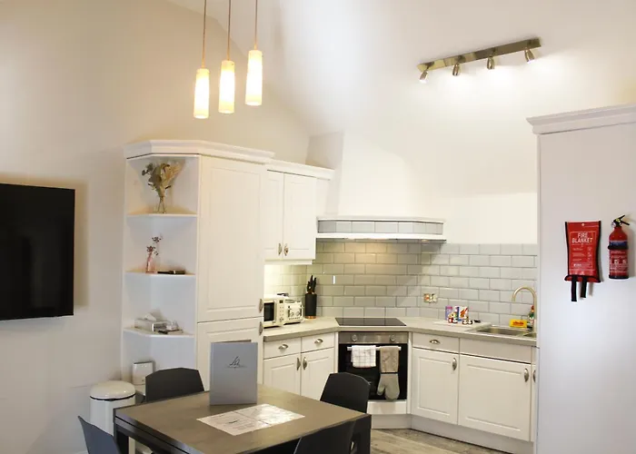 La Haule Manor Hotel