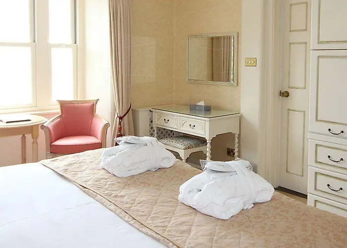 La Haule Manor Hotel 5*