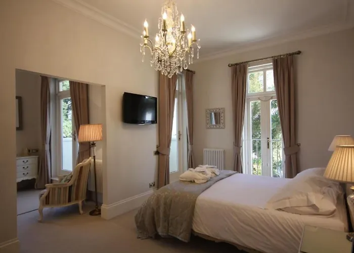 La Haule Manor Hotel