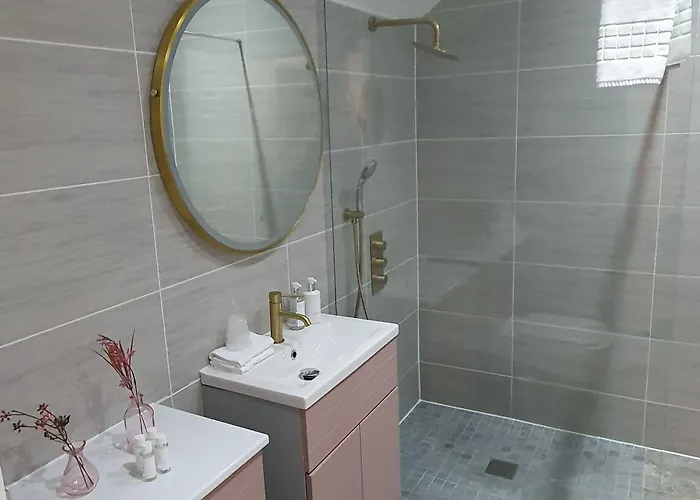 Hotel La Haule Manor 5*