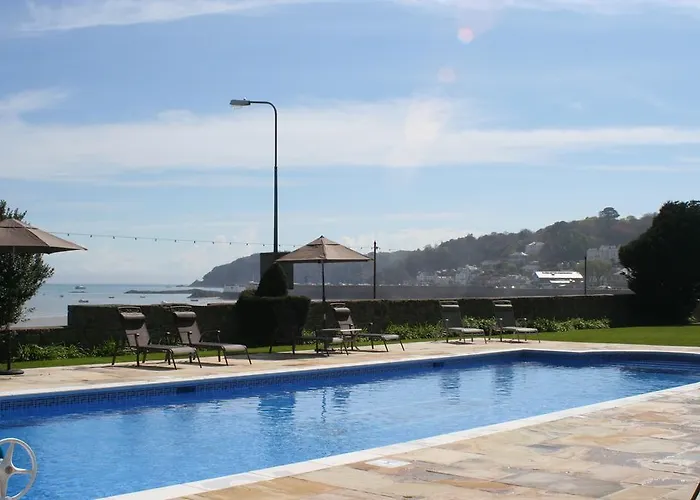 Hotel La Haule Manor