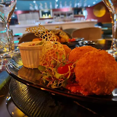 La Haule Manor Hotel