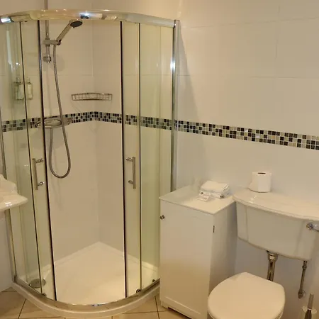 La Haule Manor Hotel