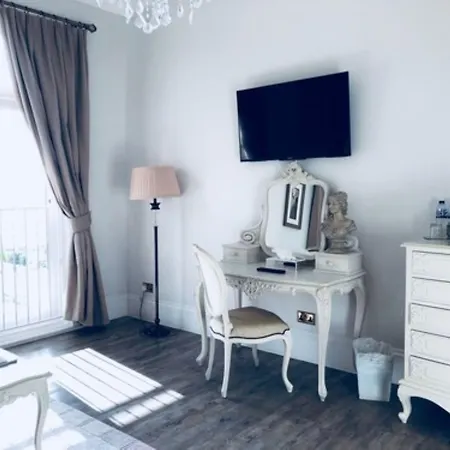 Hotel La Haule Manor