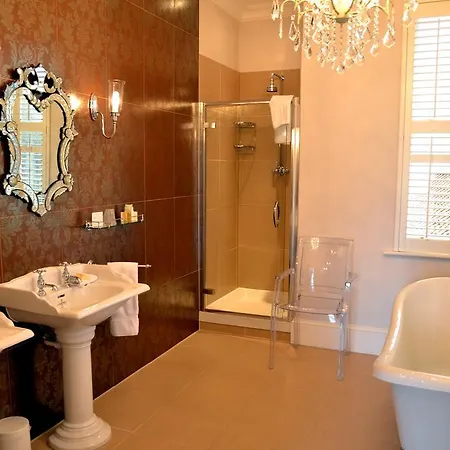 Hotel La Haule Manor